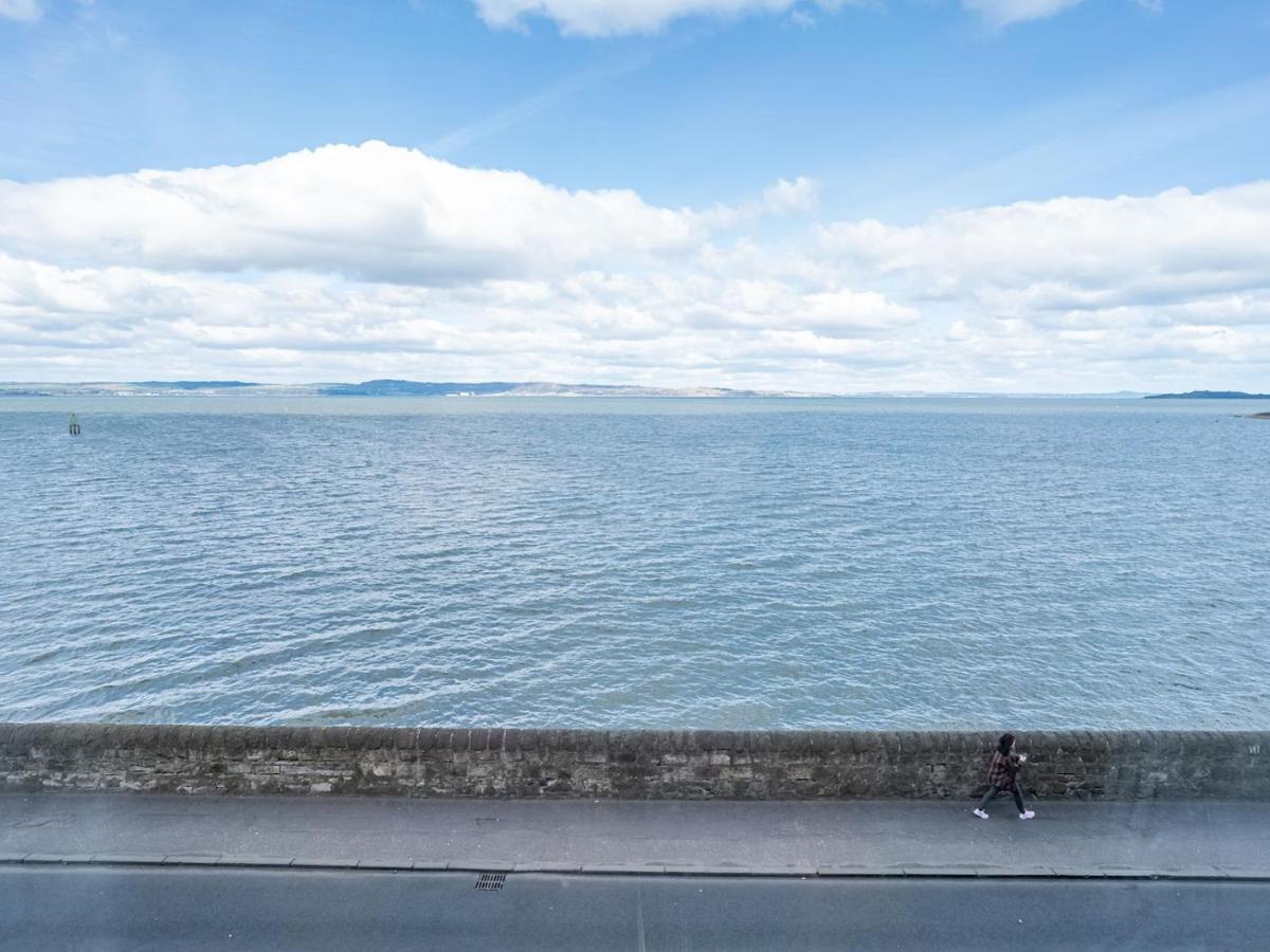 Pass The Keys Stunning Flat With Sea View And Parking Appartement EDI Buitenkant foto