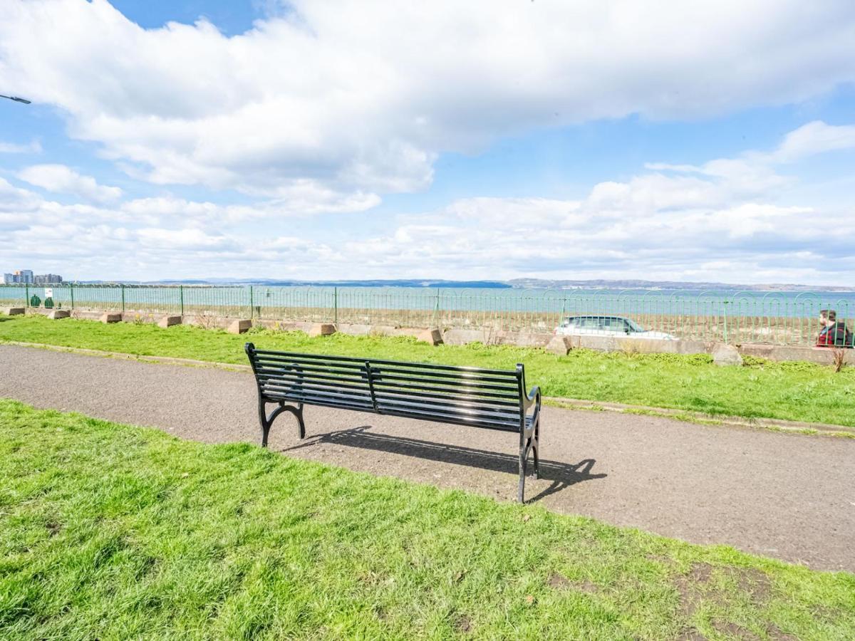 Pass The Keys Stunning Flat With Sea View And Parking Appartement EDI Buitenkant foto