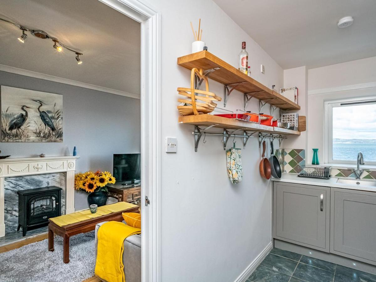 Pass The Keys Stunning Flat With Sea View And Parking Appartement EDI Buitenkant foto